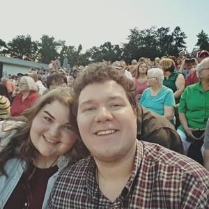 Meet your Posher, Lori